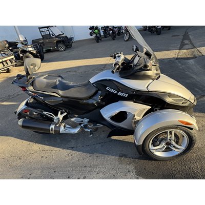 CAN-AM SPYDER 2009
